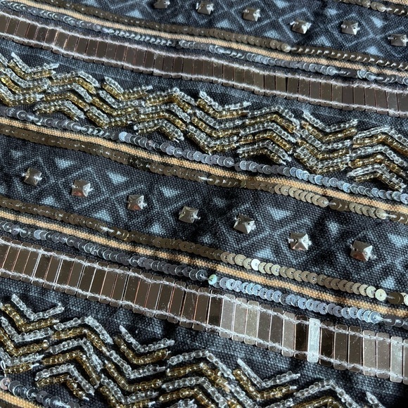2/40$ BEADED mini sparkling skirt size xs - Picture 2 of 6